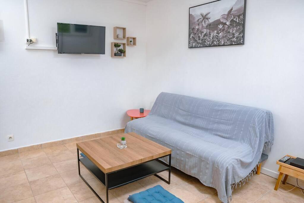 Le Man Nima Villa Les Abymes Exterior photo